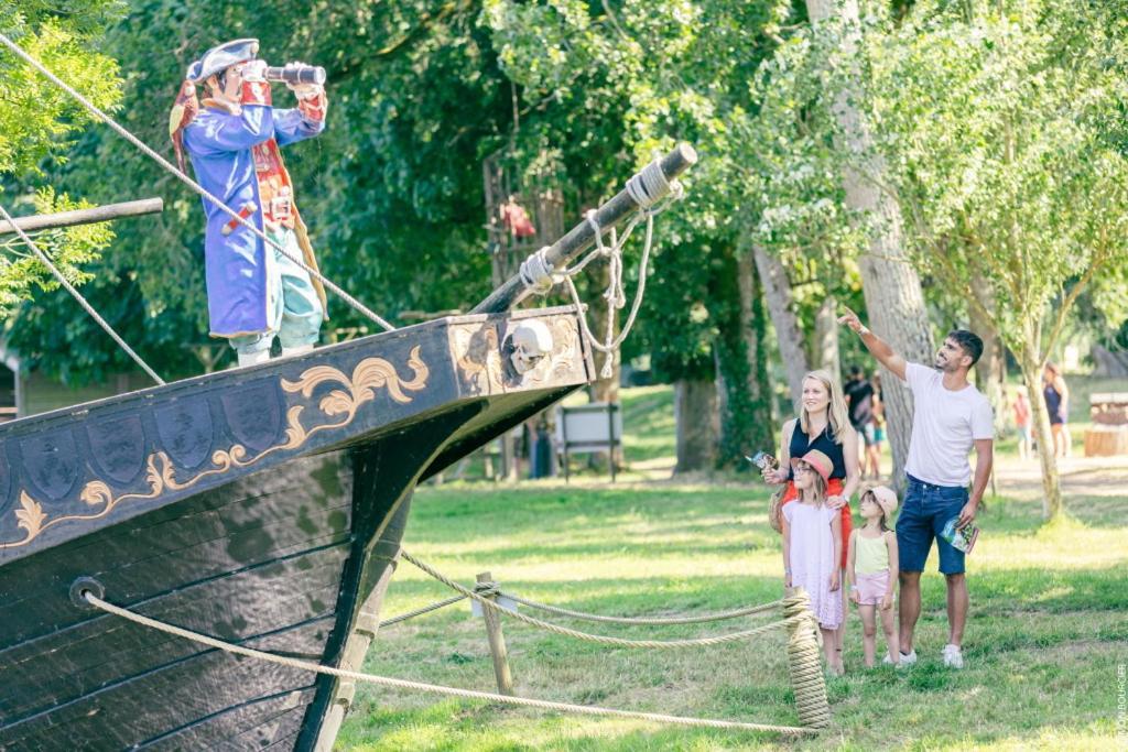Gite Douceur De Vivre Saint-Avaugourd-des-Landes Ngoại thất bức ảnh